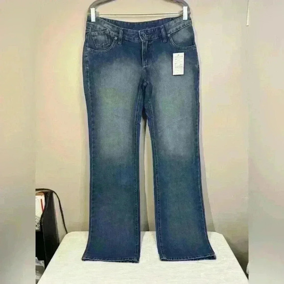 NWT vintage Y2K Zoomp low rise Brazilian booty Y2K jeans size 44 or US 10 - Picture 1 of 9